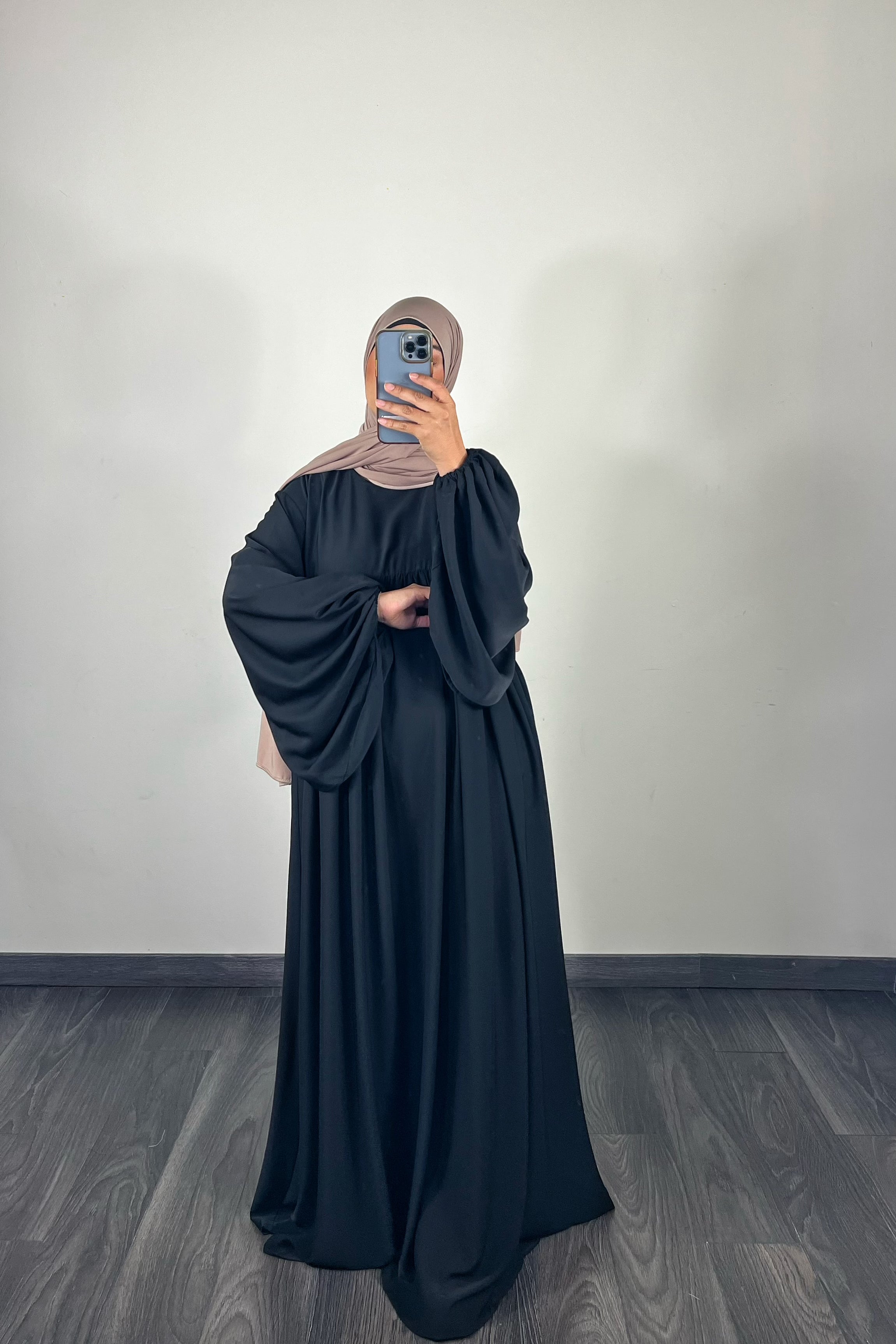 Abaya Esmaa 2 (plusieurs couleurs)