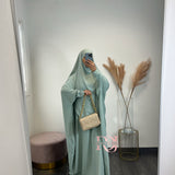 Abaya + khimar soie de medine, couleur vert d’eau