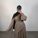 Ensemble Neya, taupe