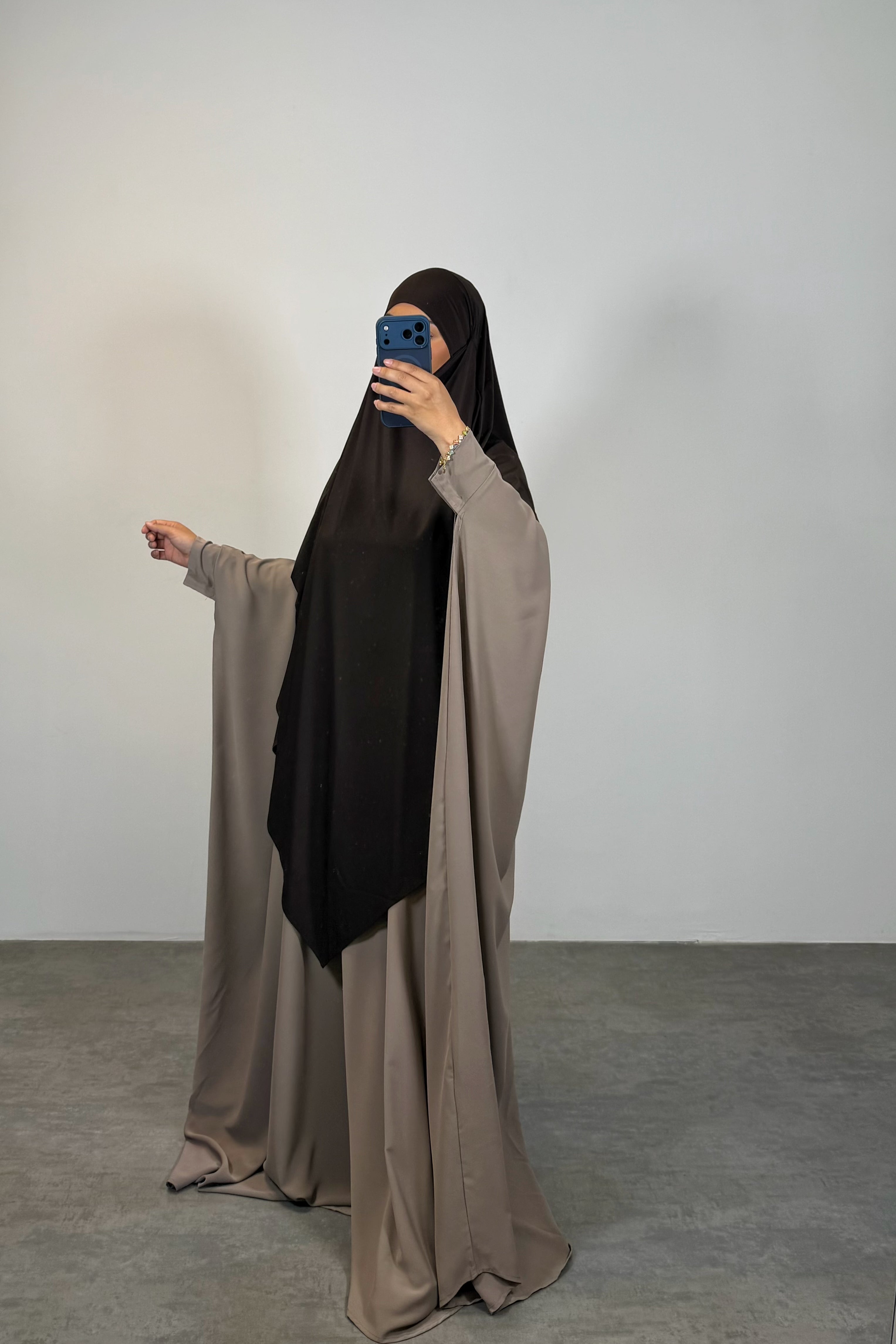 Abaya Nour (2 longueurs) plusieurs couleurs