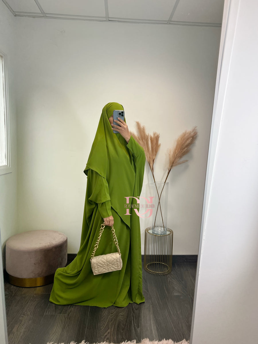 Abaya + khimar soie de medine, couleur vert pistache