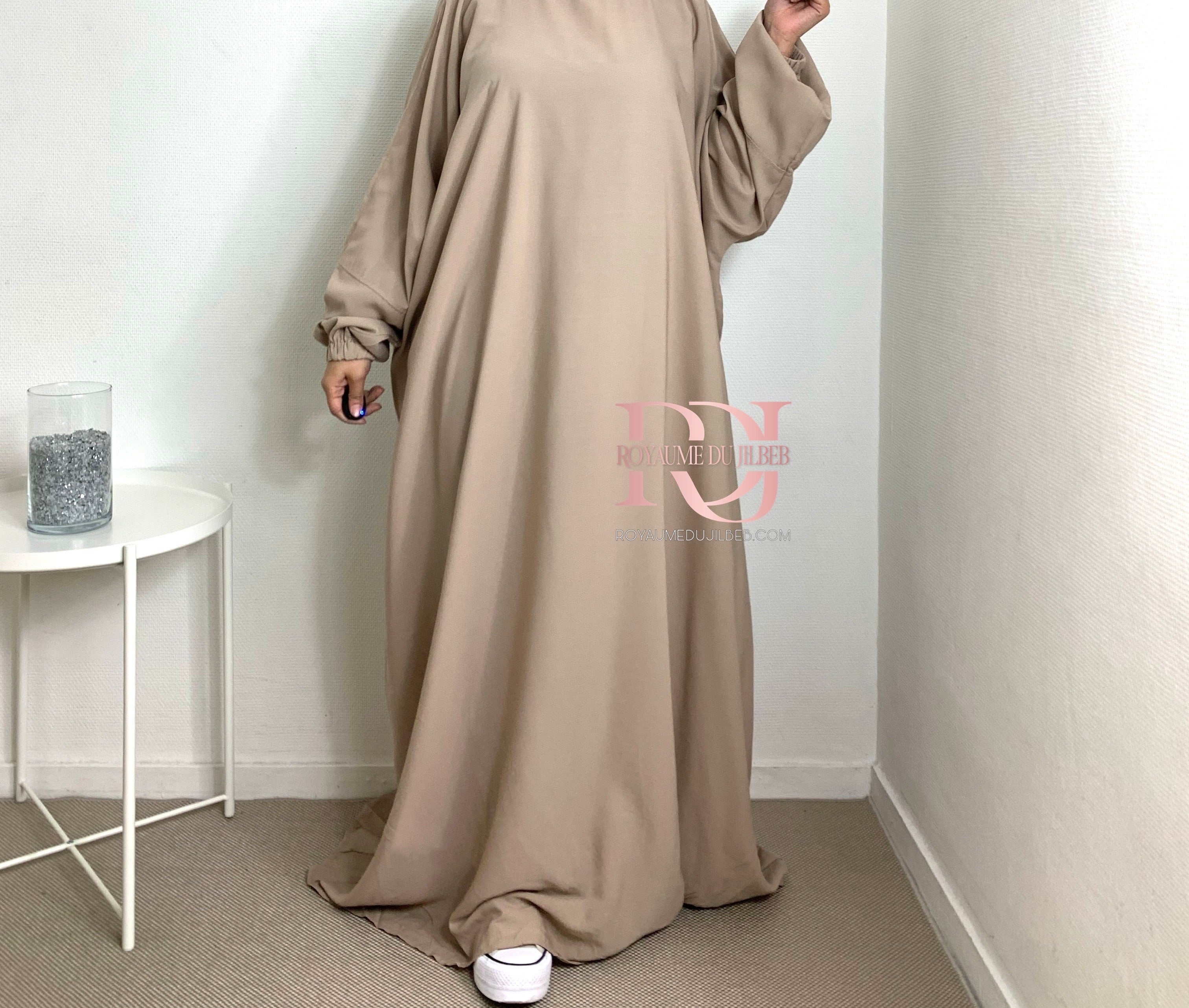 Abaya manches élastiques (plusieurs couleurs)